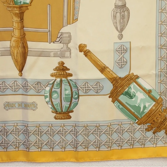 SOLD Authentic HERMES "Feux de Route" Silk Scarf Carre 90 - Picture 7 of 10